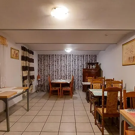 Casa de hóspedes Brzozowy Gaj - *